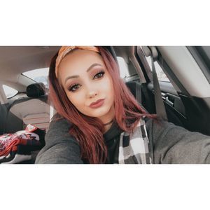 Meet your Posher, Alorah